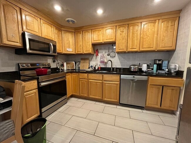Photo - 197 Kent St Condo Unit 37