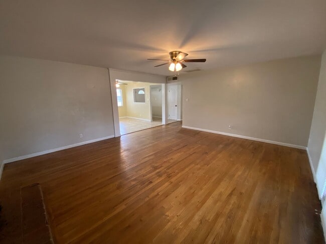 Photo - Spacious home Available Now!