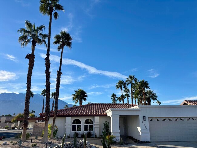 Building Photo - 27131 Shadowcrest Ln