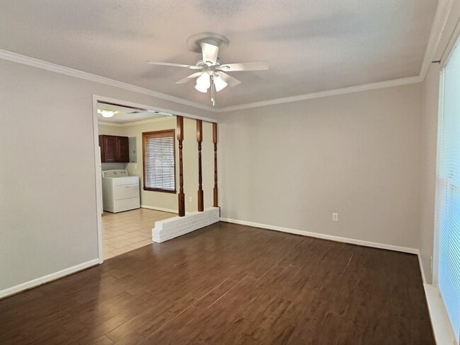 Photo - 495 Greenview Cove