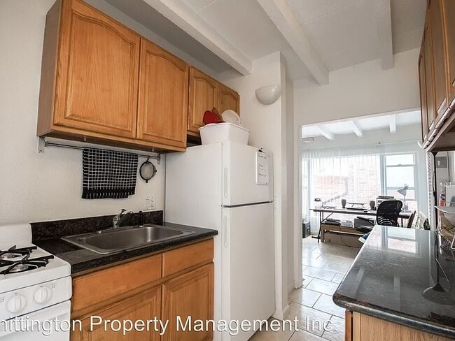 3852 Mission Blvd Unit C
