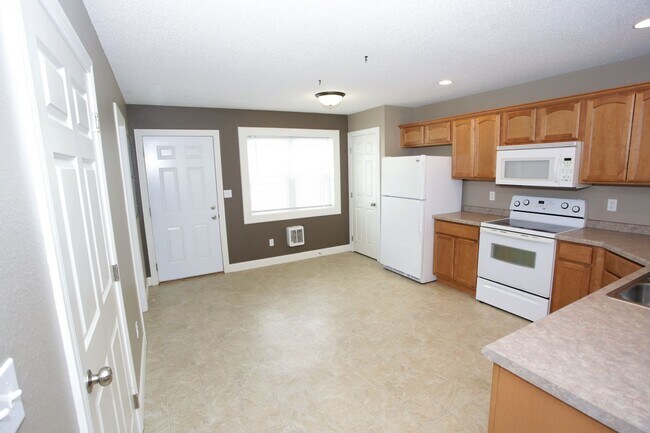 Building Photo - 5430 6th Ave N Unit 5436 Rental