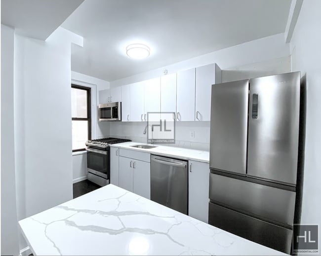 Photo - EAST 38 STREET Unit 3A