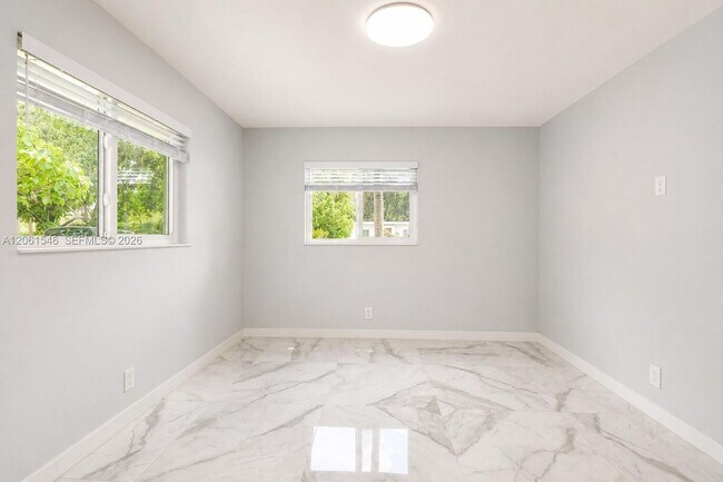 Photo - 2611 SW 13th Ave Unit 12