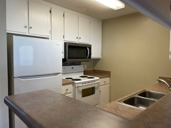 Photo - 231 Wakefield Way