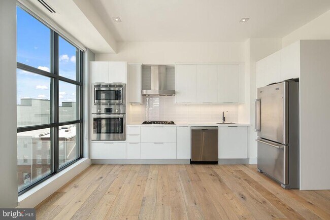 Building Photo - 240 N 2nd St Unit 5W Rental