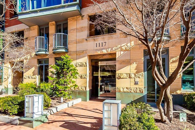 Photo - 1117 10th St NW Unidad 1012