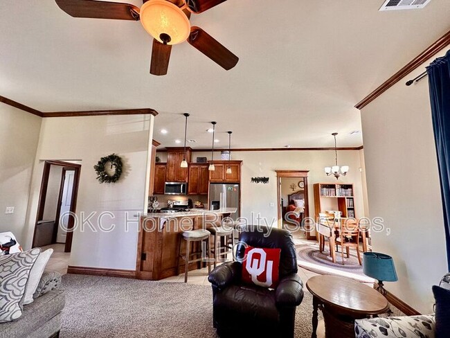 Photo - 1408 SE 6th St