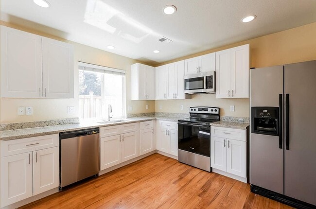 Building Photo - 4505 Andes St