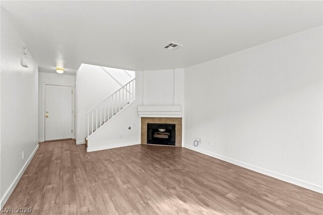 Photo - 2212 Silver Pine Dr