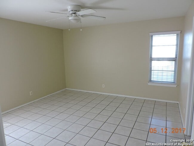 Photo - Charming one story in Rolling ridge subdiv...