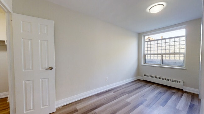 Photo - 1015 Orchard