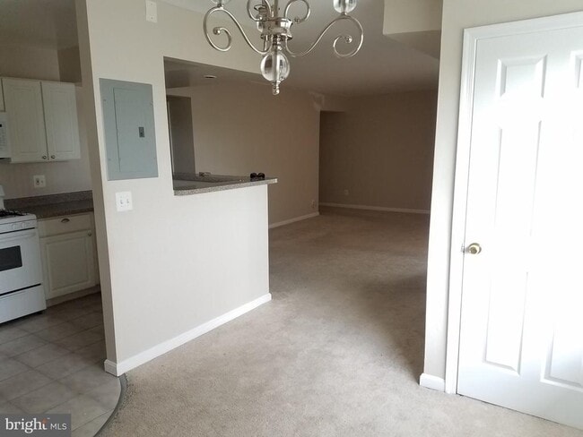 2500 Markham Ln Unit 5