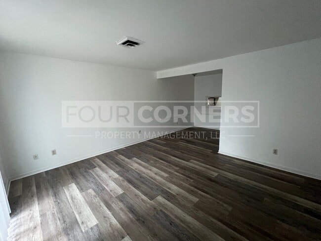 Photo - Lovely 2 Bedroom 1.5 Bath Townhome Unit 2303-F