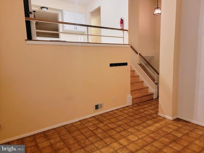 Building Photo - 20573 Summersong Ln