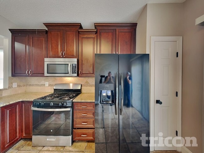 Photo - 1672 Woodsford Rd