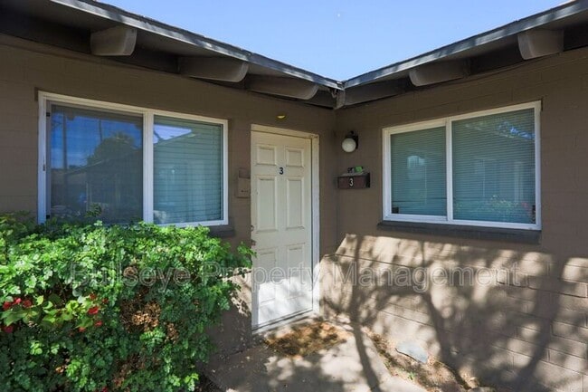 Photo - 3308 N 66th St