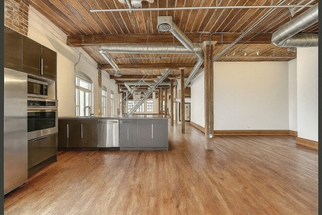 Photo - 161 Mangum St SW Unit 301
