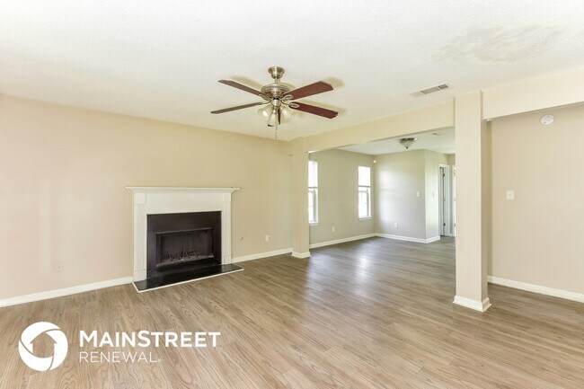 Photo - 3340 Glen Hollow Dr