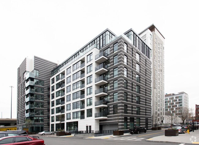 Photo - Siena at Ink Block