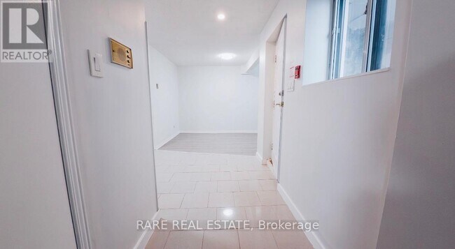 Photo - 120 Spencer Ave Unit 2