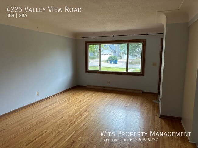 4225 Valley View Rd