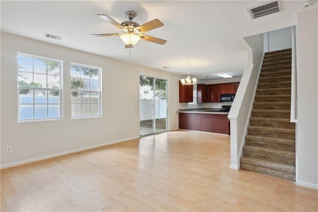 Photo - 276 Hiawassee Dr