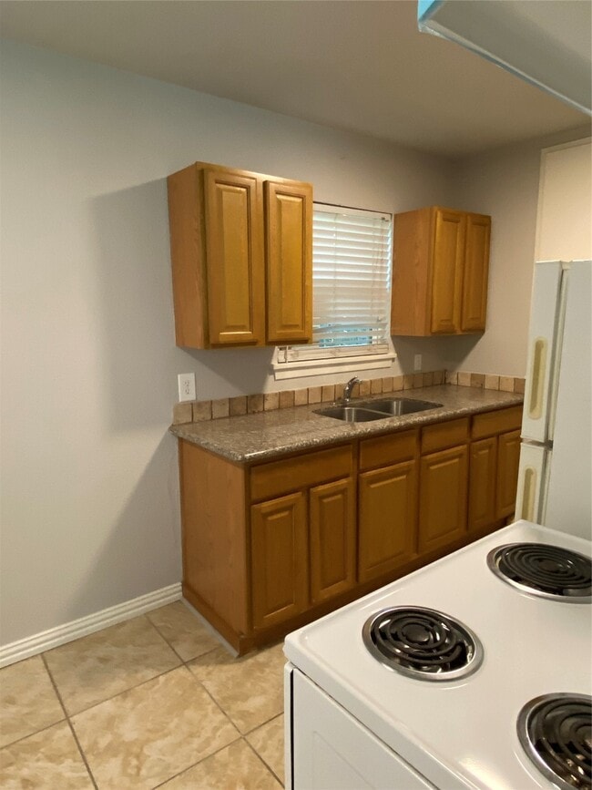 Photo - 311 S 3rd St