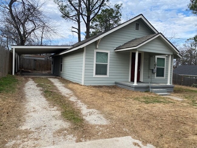 Building Photo - 309 Hobson St