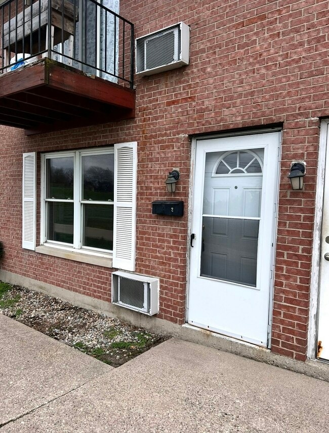 Photo - 23 S River St Unit 1