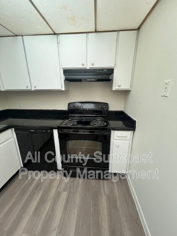 Photo - 1830 Dr M.L.K. Jr St N Unidad Apt 103