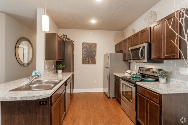 2BR, 2BA - B1/1,085 SF - Kitchen