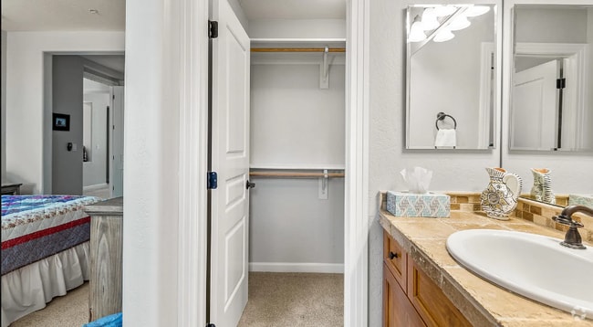 Building Photo - 4864 W Quick Draw Unit Flagstaff Ranch Rental