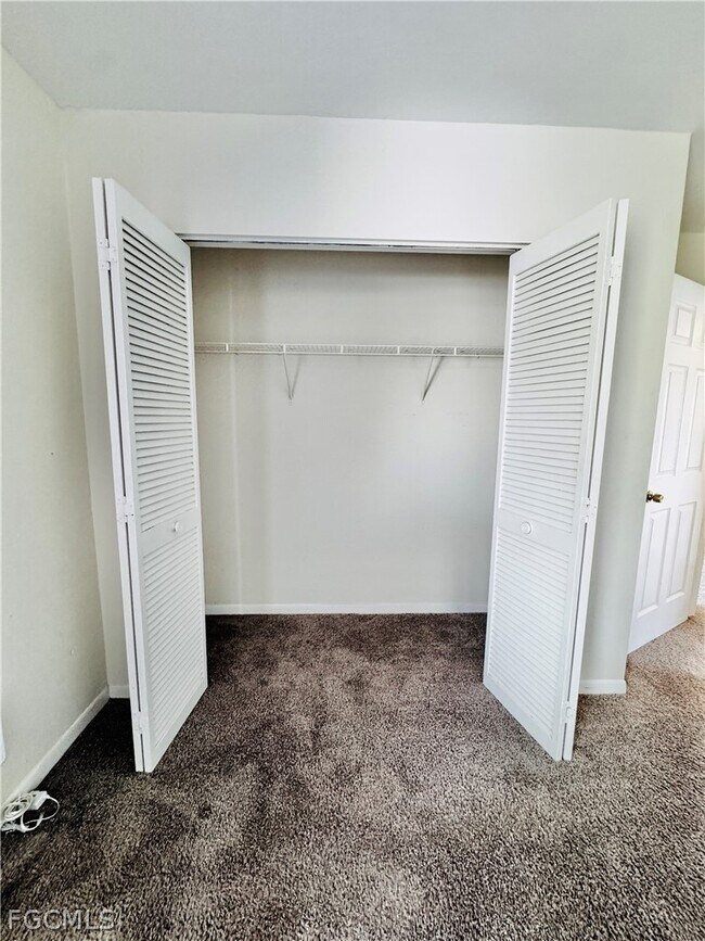 Photo - 19045 Holly Rd