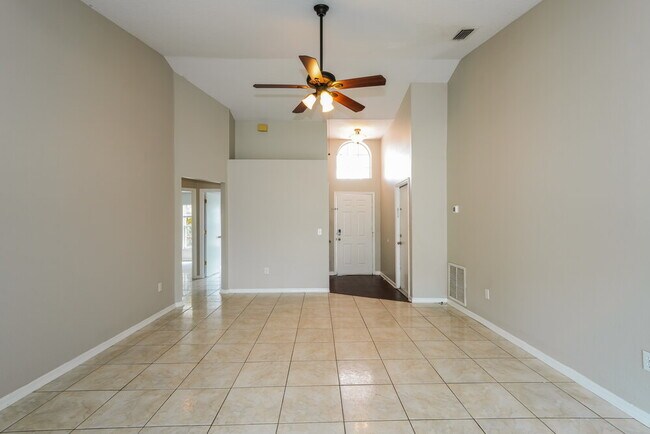 Photo - 117 Lookout Dr