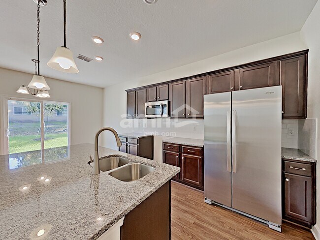 Photo - 8607 Highfield Ave