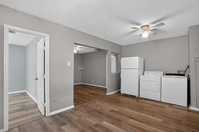 Photo - 2827 Bobville Rd