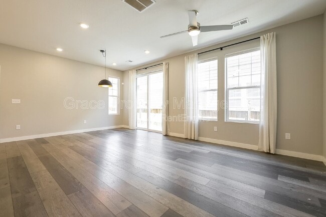 Photo - 7584 S Winnipeg Ct