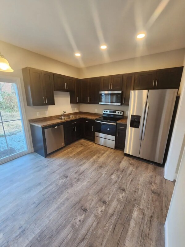 Photo - 107 Townview Dr