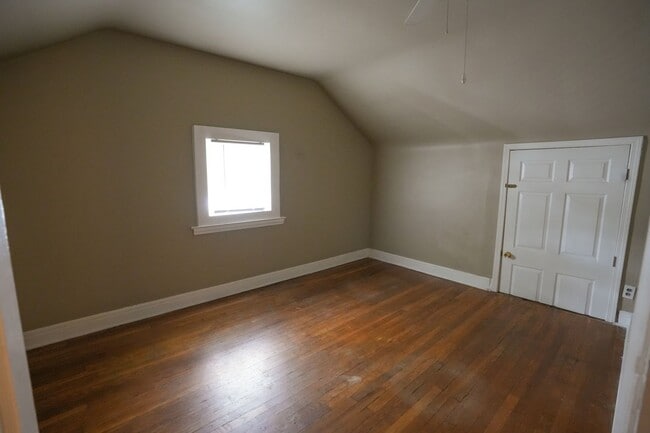 Photo - 417 Pyke Rd