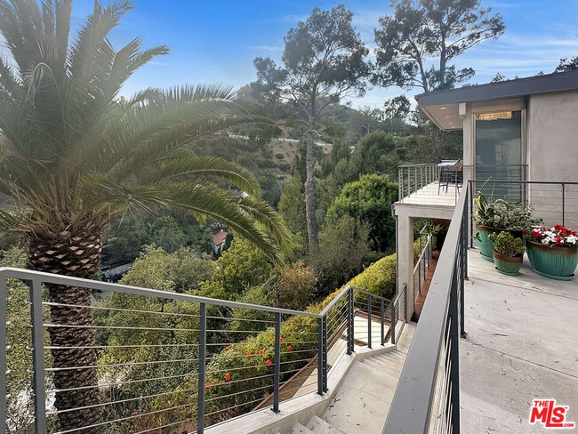 Photo - 8265 Mannix Dr