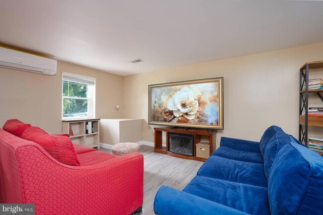 Photo - 5808 Meridale Rd