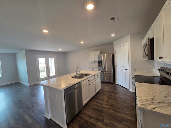 Photo - 147 Tobin Ln