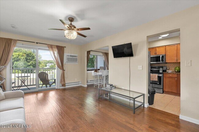 Photo - 119 Avery Ave Unit J27
