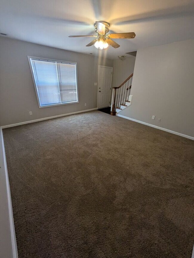 Photo - 2BD/1.5BA Townhome At Strawberry Patch Com...