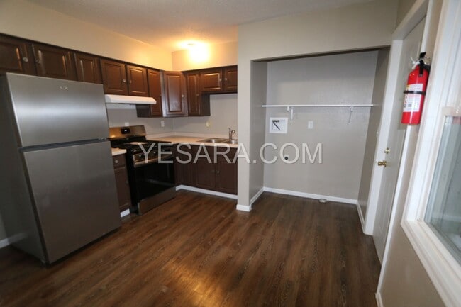 Photo - 103-103 Hayes Ct Unidad 101 Hayes Ct