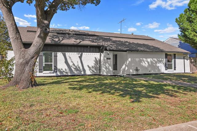 Photo - 1203 Edgewood Dr