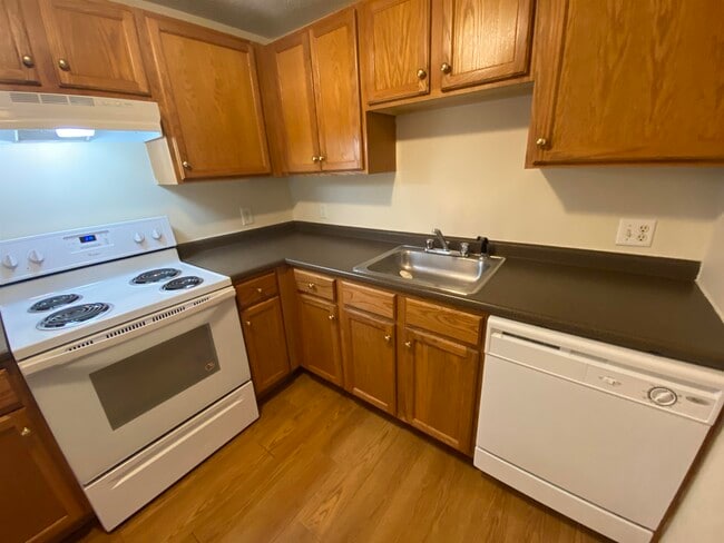 Photo - 96 Powers St Apartment Unit 194