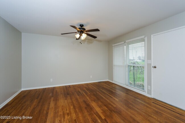 Photo - 634 Overdale Dr