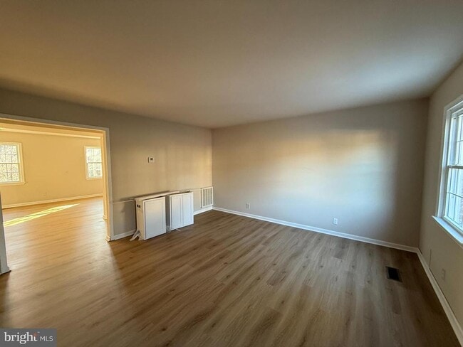 Photo - 534 Olde Greenwich Cir